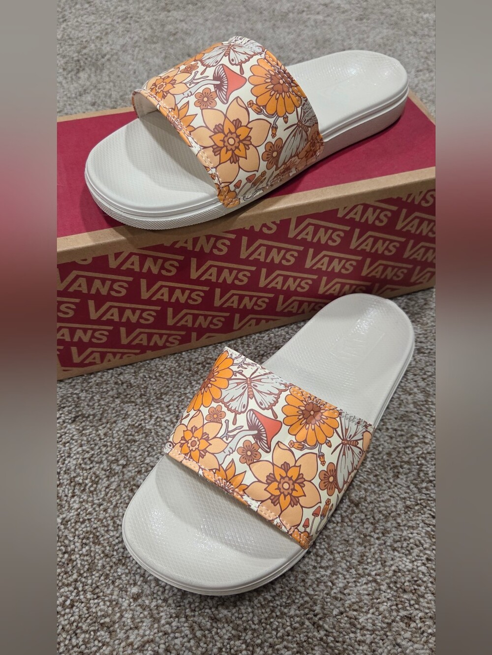 Vans Women’s Trippy Floral Mushroom Slides